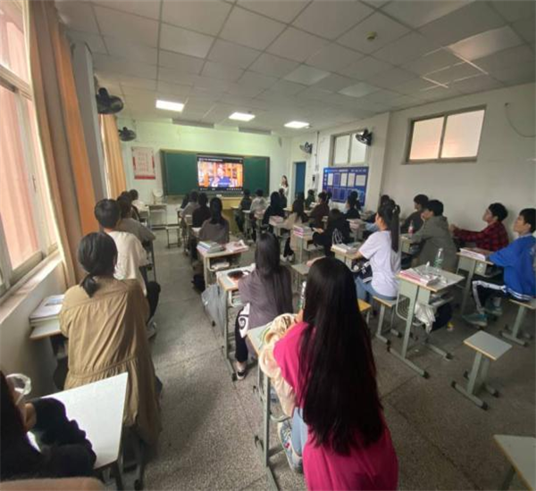 与心灵相约，与健康同行——学校举办 “3·25善爱我”心理健康教育系列活动